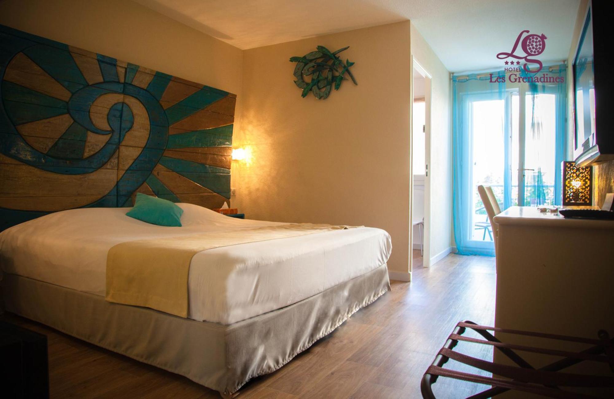 Hotel Les Grenadines Agde Exterior photo